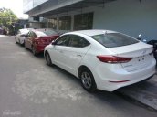 Bán lô 10 chiếc Hyundai Elantra số tự động, màu trắng