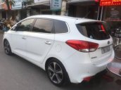 Cần bán xe Kia Rondo đời 2015, màu trắng