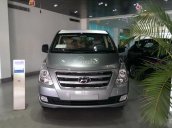 Hyundai Tây Hồ - Hyundai Starex 2017 - 9 chỗ - Xe nhập khẩu nguyên chiếc mới 100% - Hãy LH với chúng tôi: 0912139123