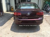 Xe Volkswagen Passat màu đỏ- Duy nhất một chiếc tại Việt Nam- Giá tốt nhất hệ thống LH: 0933 679 077 (gặp Minh)