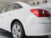 Bán Chevrolet Cruze LT 1.6L 2017, hỗ trợ vay 95%, không cần chứng minh thu nhập, thủ tục nhanh, có xe giao ngay