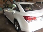 Cần bán xe Chevrolet Cruze đời 2010, màu trắng chính chủ