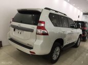 Bán Toyota Prado đời 2017, màu trắng, giao xe ngay. LH 0985102300