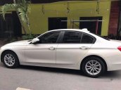 Cần bán lại xe BMW 3 Series 320i đời 2013, màu trắng, giá tốt