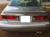 Bán xe cũ Toyota Camry 3.0AT năm 2001, màu bạc