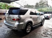 Bán xe chính chủ Toyota Fortuner 2.7V 4X4 AT năm 2009, màu bạc 