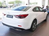Bán ô tô Mazda 6 Premium đời 2017, màu trắng