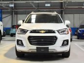 Bán xe Chevrolet Captiva Revv đời 2017, màu trắng