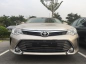 Bán xe Toyota Camry 2.5G đời 2018, màu vàng