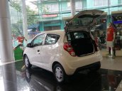 Hotline: 090 7575 000 – Chevrolet Spark 1.2 LS năm 2017, nhiều màu, ưu đãi lớn – không nơi nào tốt bằng