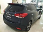 Cần bán Kia Rondo sản xuất 2016, mới 100%