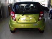 Bán xe Chevrolet Spark LS 1.2L màu xanh nõn chuối, trả góp ngân hàng - LH: 0945.307.489