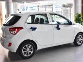 Bán ô tô Hyundai Grand i10 sản xuất 2016, màu trắng, xe nhập