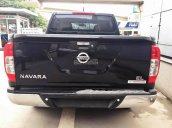 Bán ô tô Nissan Navara EL đời 2017, màu đen 