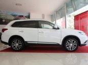 Khuyến mãi tốt khi mua xe Mitsubishi Outlander tại Mitsubishi Motors Đà Nẵng, có hỗ trợ mua trả góp, LH 0901.171.515