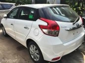 Cần bán Toyota Yaris E đời 2017, màu trắng, xe đẹp