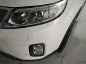 Bán Kia Sorento 2WD DAT 2017, màu trắng, giá 954tr