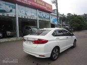 Cần bán Honda City sản xuất 2017, màu trắng, hỗ trợ trả góp 70%