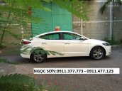 Bán Hyundai Elantra Đà Nẵng, hỗ trợ vay 80 - 90% giá trị xe, Lh Ngọc Sơn: 0911.377.773