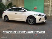 Bán Hyundai Elantra Đà Nẵng, hỗ trợ vay 80 - 90% giá trị xe, Lh Ngọc Sơn: 0911.377.773