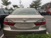 Toyota Long Biên bán Camry 2.0E 2017 -ưu đãi lớn, giao xe ngay, đủ màu, gọi ngay: 099.309.6666