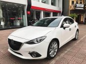 Bán Mazda 3 2.0 đời 2015, màu trắng còn mới