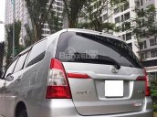 Xe Toyota Innova E đời 2015, màu bạc chính chủ, 725tr