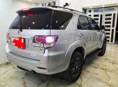 Bán xe Toyota Fortuner G đời 2016, màu bạc chính chủ, giá 945tr