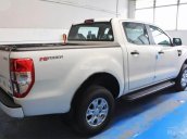 Bán ô tô Ford Ranger XLS 4x2 AT đời 2017, màu trắng, nhập khẩu nguyên chiếc