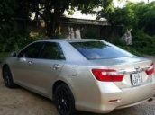 Bán xe Toyota Camry 2013, màu vàng cát