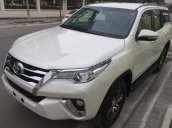 Bán Toyota Fortuner 2.7V (4x2) năm 2017, màu trắng, đen, giao xe ngay