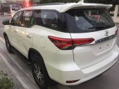 Bán Toyota Fortuner 2.7V (4x2) năm 2017, màu trắng, đen, giao xe ngay