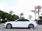 Bán Audi A5 năm 2010, màu trắng, nhập khẩu