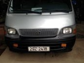 Cần bán xe Toyota Hiace(cá mập) 16 chỗ, đời 2000