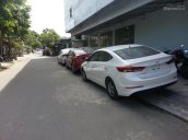 Bán Hyundai Elantra đời 2018, giá cạnh tranh