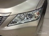 Bán Toyota Camry LE đời 2013, màu vàng, nhập khẩu nguyên chiếc