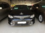 Bán Toyota Camry 2.5Q đời 2016, màu đen 