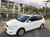 Bán xe cũ Hyundai i30 CW đời 2009, màu trắng, xe nhập, giá 409tr