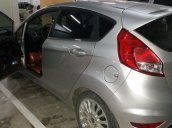 Chính chủ bán xe Ford Fiesta sản xuất 2014, màu bạc