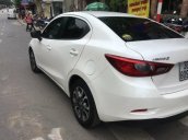 Cần bán gấp Mazda 2 đời 2015, màu trắng, nhập khẩu Thái