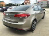 Bán ô tô Kia Cerato 2.0 AT đời 2017, màu vàng