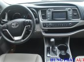 Bán Toyota Highlander LE sản xuất 2016, màu trắng, xe nhập số tự động