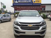 Bán Chevrolet Colorado 2.5 LT 1 cầu số sàn giá chỉ 594 triệu, mua trả góp chỉ với 100tr