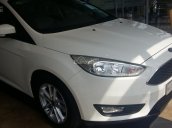 Bán Ford Focus 2018, giao ngay đủ màu, cam kết giá tốt nhất và nhiều ưu đãi hấp dẫn, LH ngay Ms Sa: 0904529239