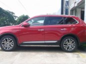 Bán xe Mitsubishi Outlander CVT 2 cầu đời 2017, màu đỏ, nhập khẩu nguyên chiếc từ Nhật