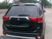 Bán xe Mitsubishi Outlander CVT 2 cầu 2017, màu đen, giá cạnh tranh