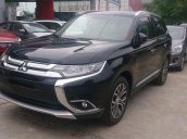 Bán xe Mitsubishi Outlander CVT 2 cầu 2017, màu đen, giá cạnh tranh