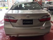 Bán xe Toyota Camry 2.0E đời 2017, giá chỉ 990 triệu