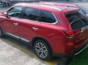 Bán xe Mitsubishi Outlander CVT 2 cầu đời 2017, màu đỏ, nhập khẩu nguyên chiếc từ Nhật