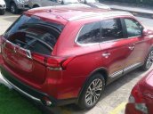 Bán xe Mitsubishi Outlander CVT 2 cầu đời 2017, màu đỏ, nhập khẩu nguyên chiếc từ Nhật